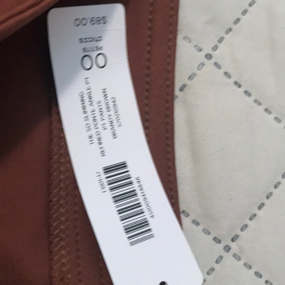 Chico’s SO SLIMMING SLIM ANKLE - Picture 4 of 7